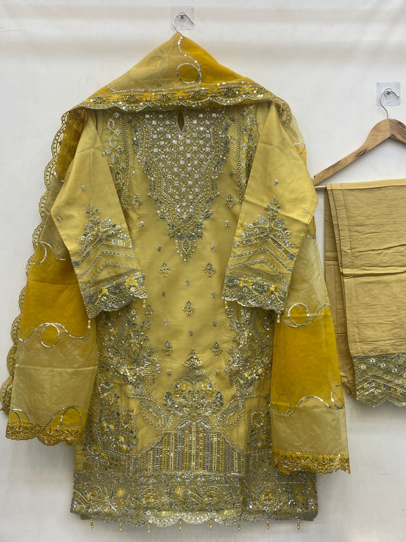 Husnara 5162 F Organza With Heavy Embroidery Worked Pakistani Suits